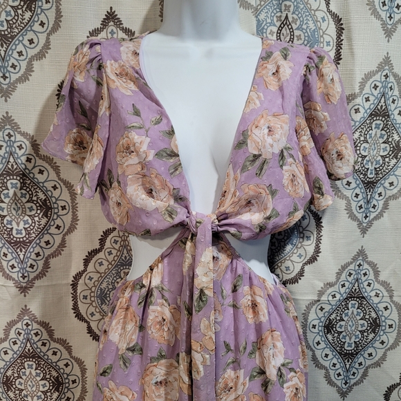 Sage the Label Women's Lavander Floral Cut-Out Midi Dress - Picture 6 of 10